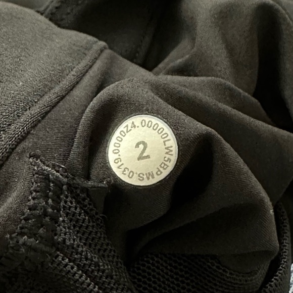 Lululemon On The Fly Pant *Woven 27" Black - Picture 12 of 12